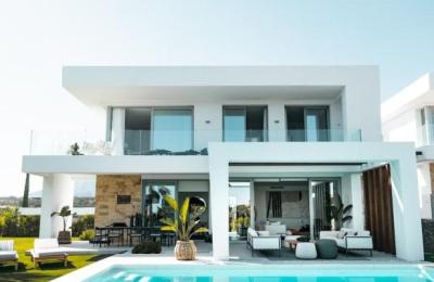 Whispering Pines Lodge